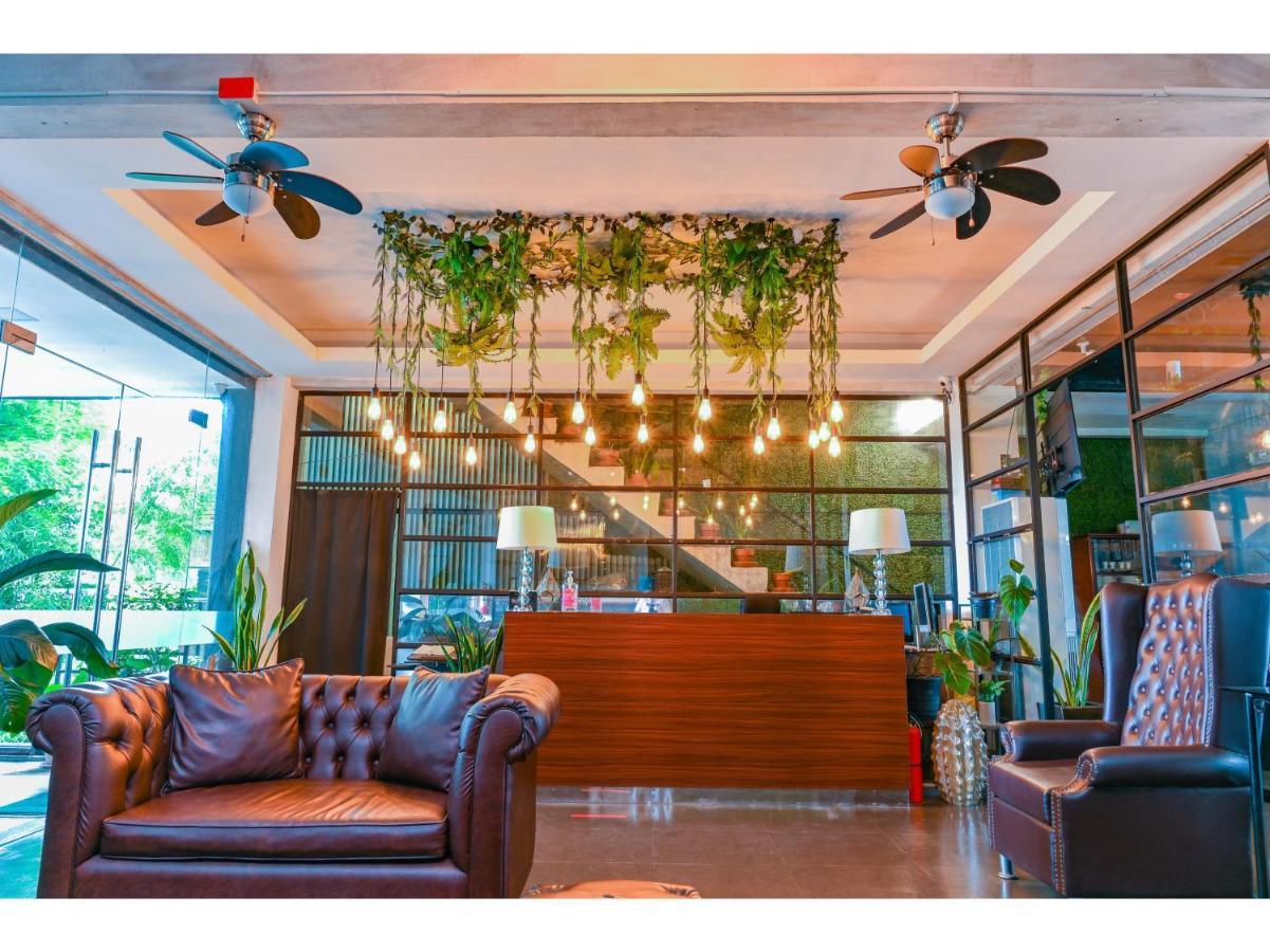 Capital O 890 Nami Hotel Tagaytay Tagaytay City Eksteriør billede